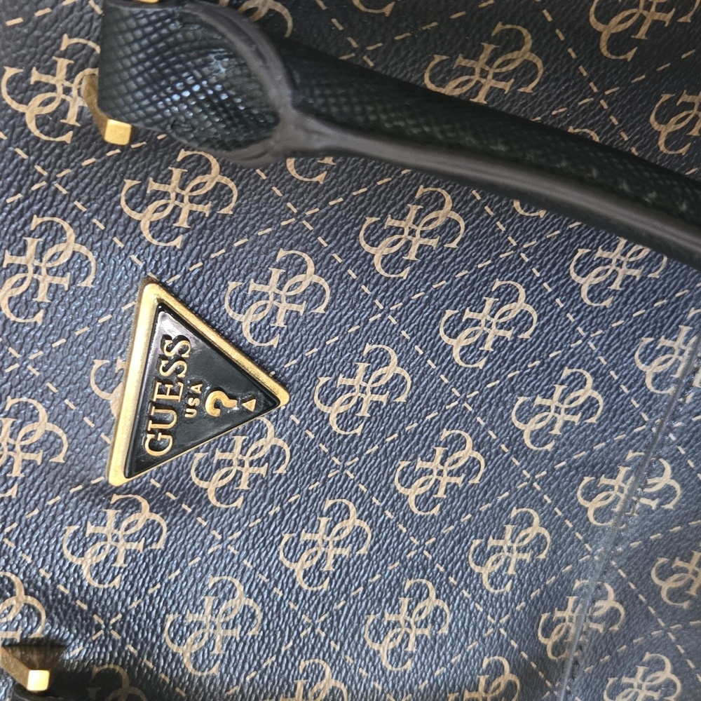 Guess Black And Gold Shoulder Bag With Logo Emblem - image 3